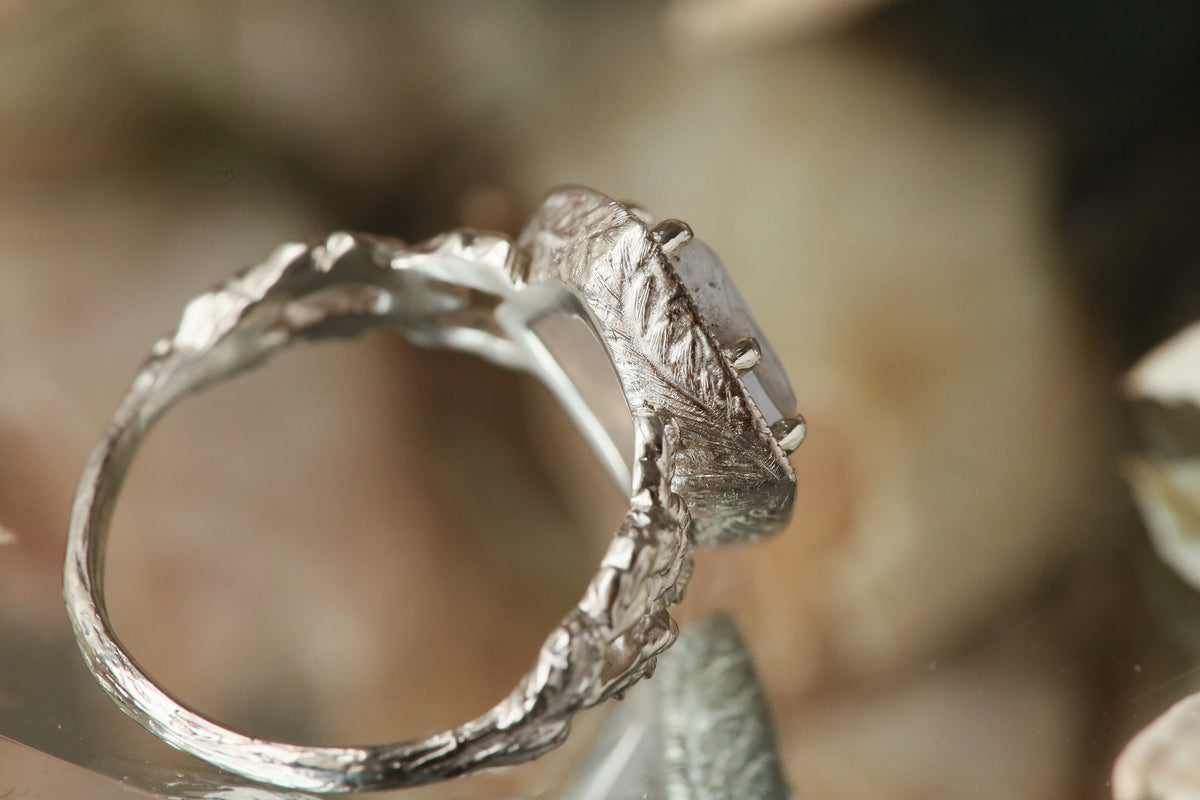 The Verglas Ring in Natural Diamond