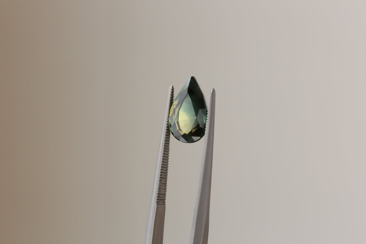 2.56 Carat Natural Pear Cut Green Sapphire