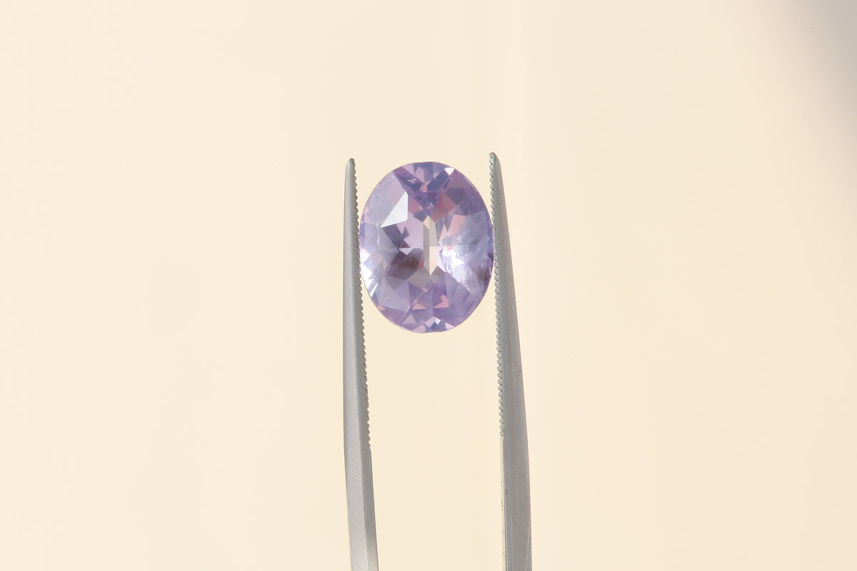 3.20 Carat Natural Light Purple Pink Oval Sapphire