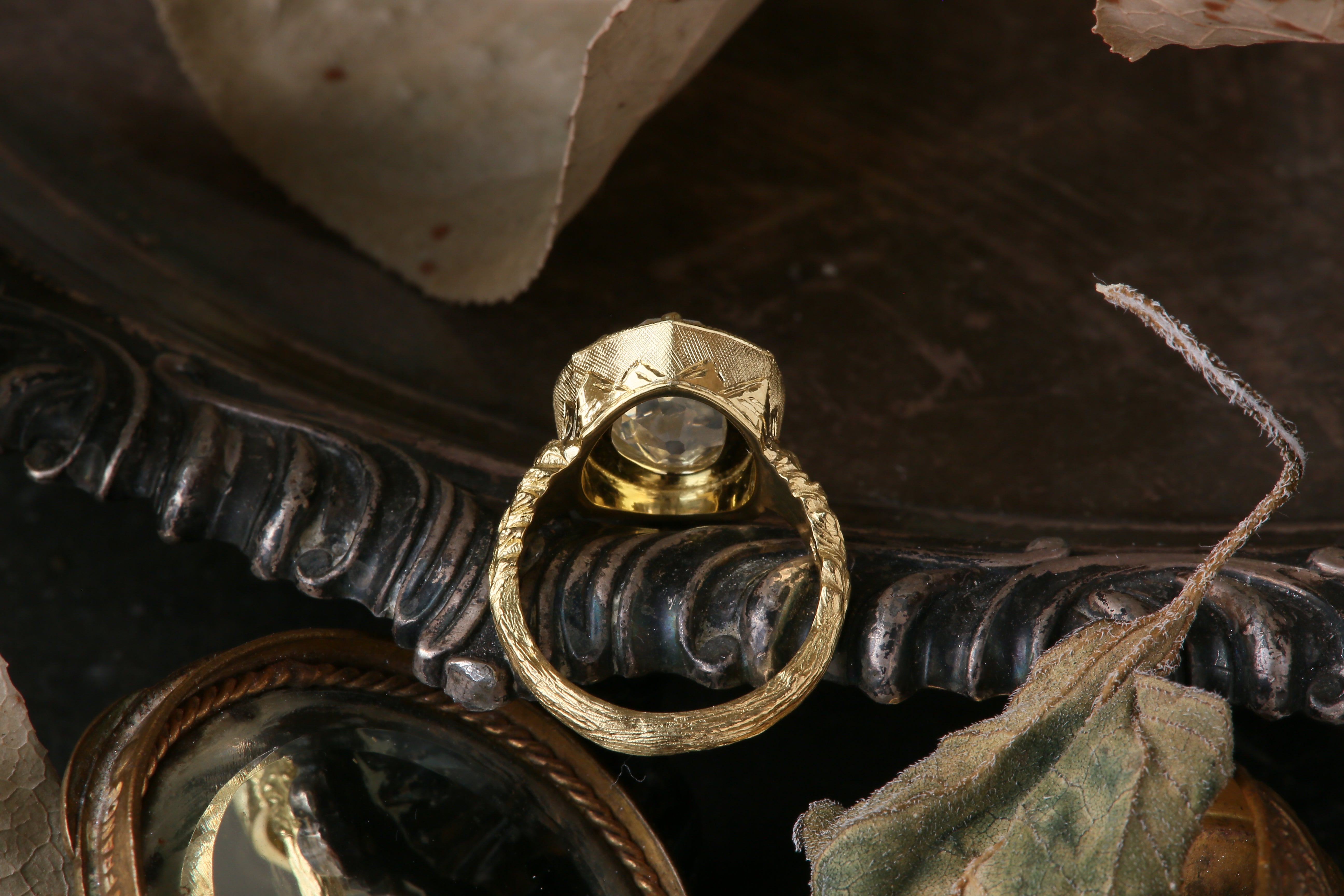 The Attar Ring in Natural Diamond