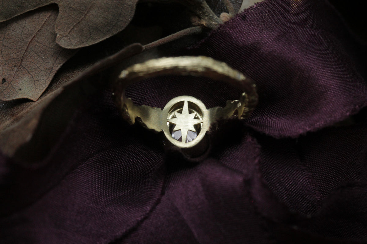 The Yule Ring