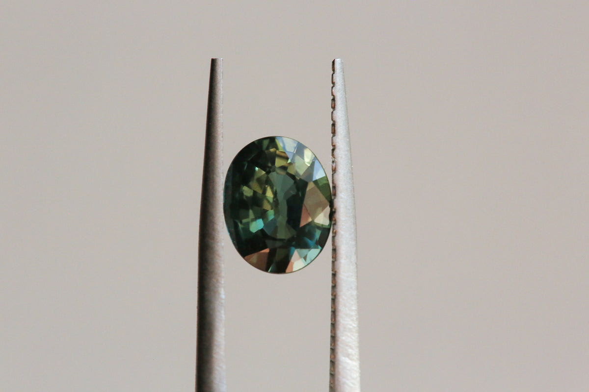 1.57 carat Teal Oval Sapphire