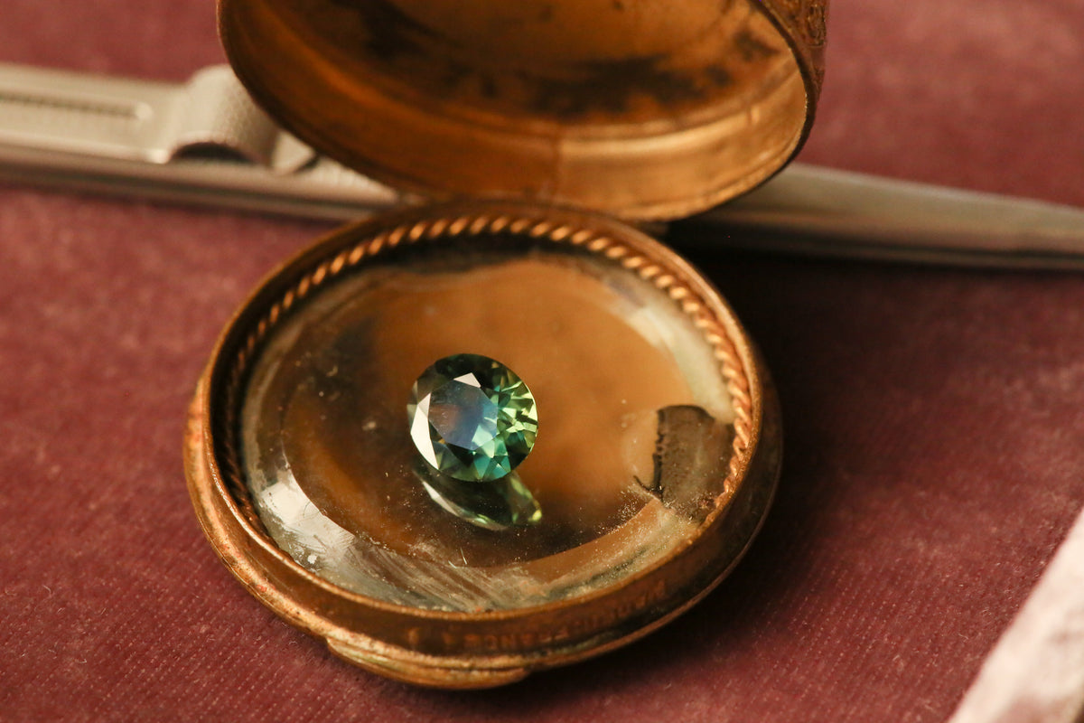 2.89 carat Blue Green Oval Sapphire
