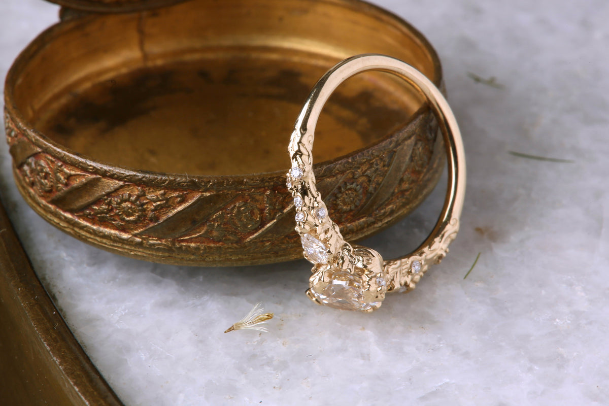 The Belladonna En Trois Ring in Natural Diamond