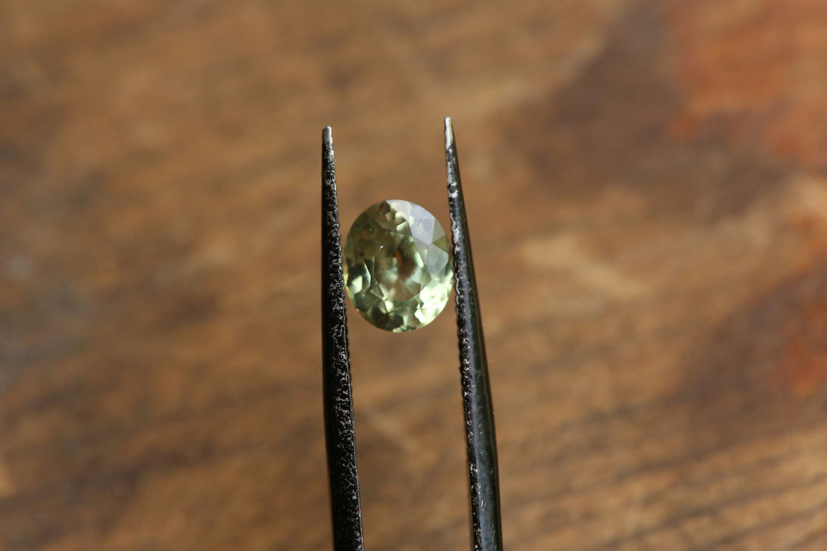 1.32 carats Oval Cut Pale Apple Green Sapphire