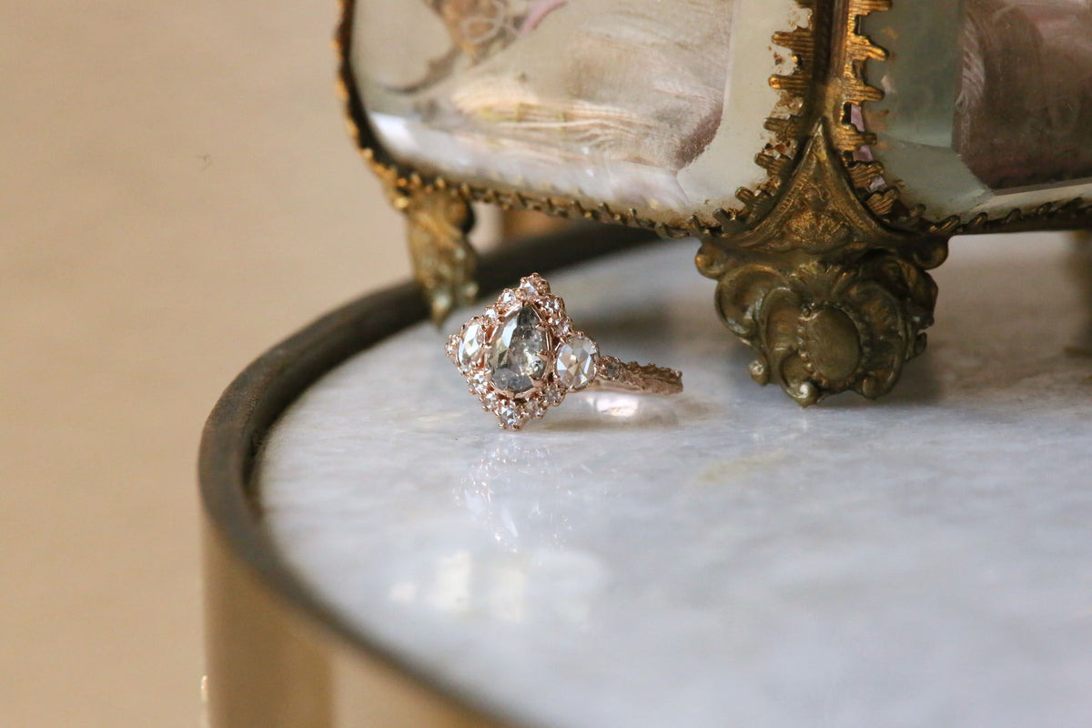 The Scrying Mirror Ring with Salt and Pepper Diamond