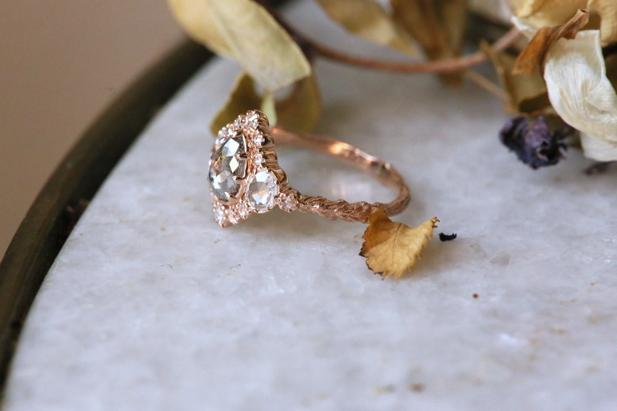 The Scrying Mirror Ring with Salt and Pepper Diamond
